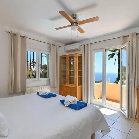 Cala Serena By Aguilarent וילה בניטאצ'ל