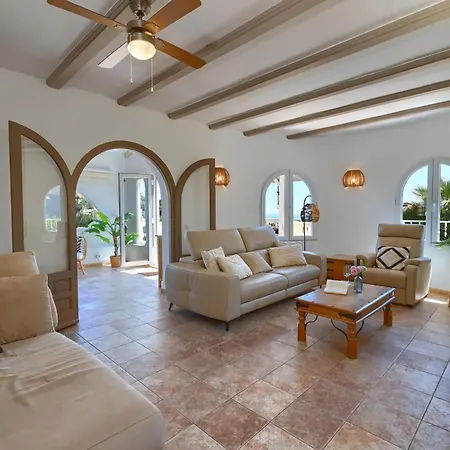 Cala Serena By Aguilarent * בניטאצ'ל